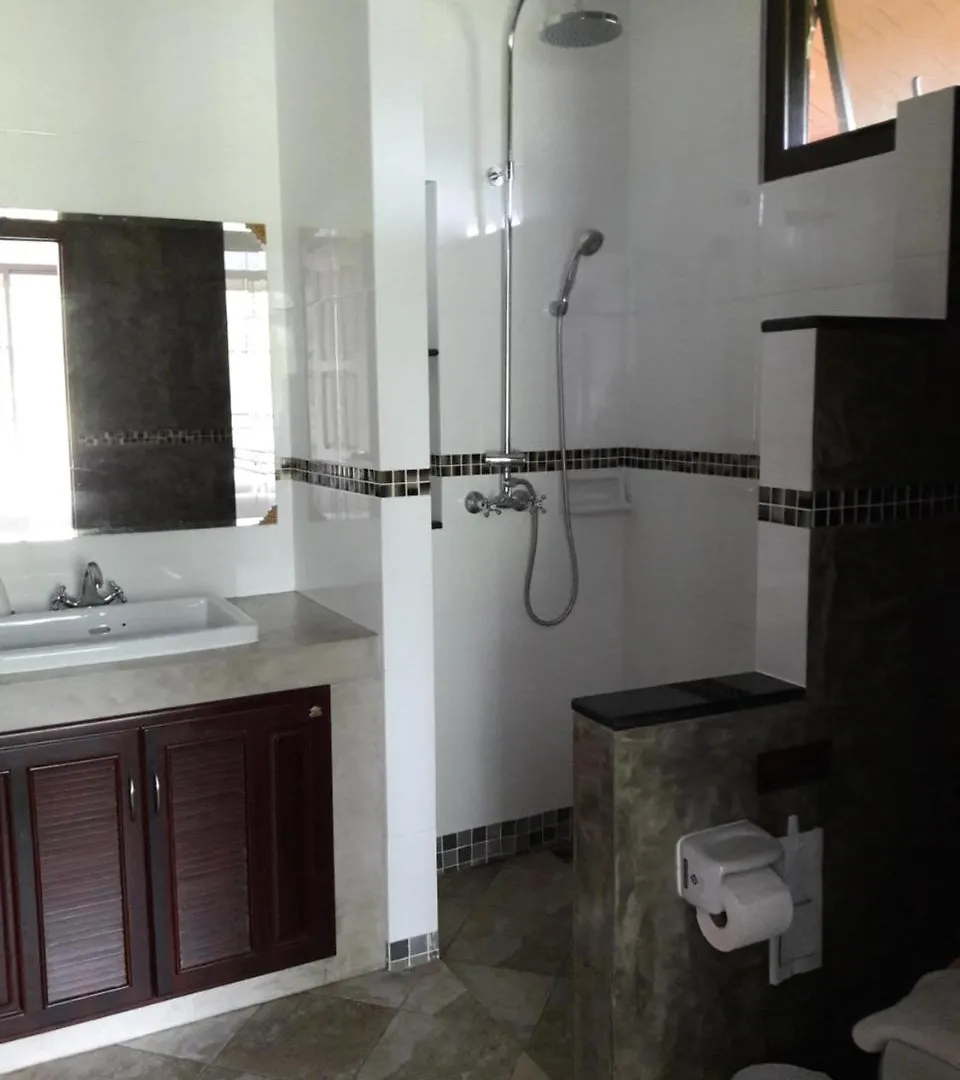 Villa Raintree Bangsak Khao Lak 0*,  Thailand